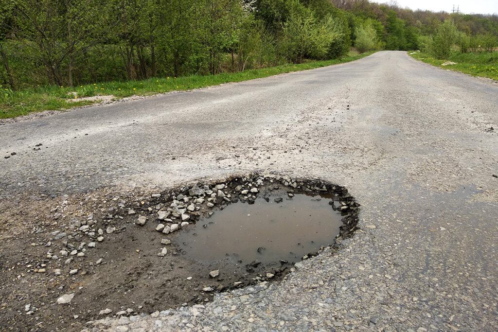How To Report A Pothole The Car Loan Warehouse
